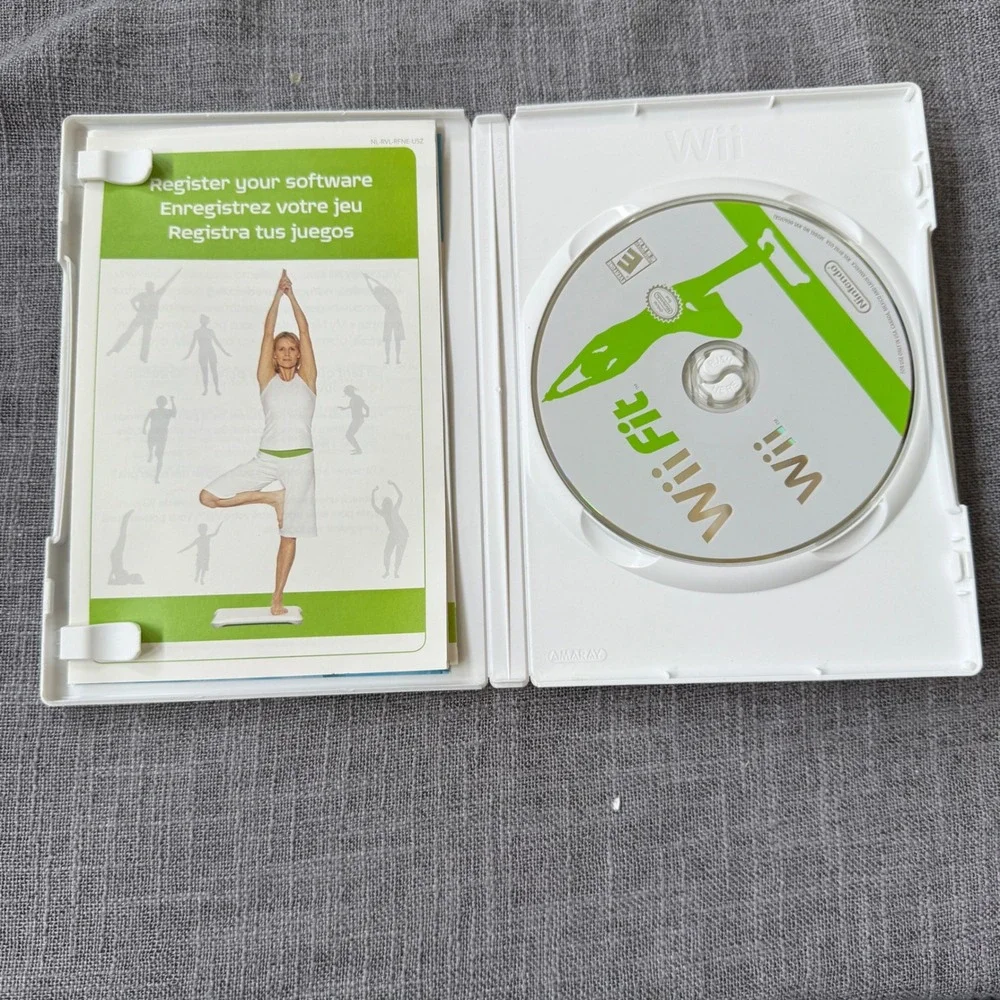 Nintendo Wii Fit Video Game for Wii Balance Board Yoga‎ Fitness Complete l